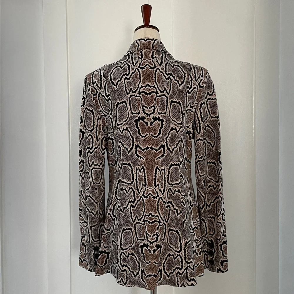 CAbi Python Double Breasted Snake Print Notched Lapel Collar Blazer 3733 Size 10